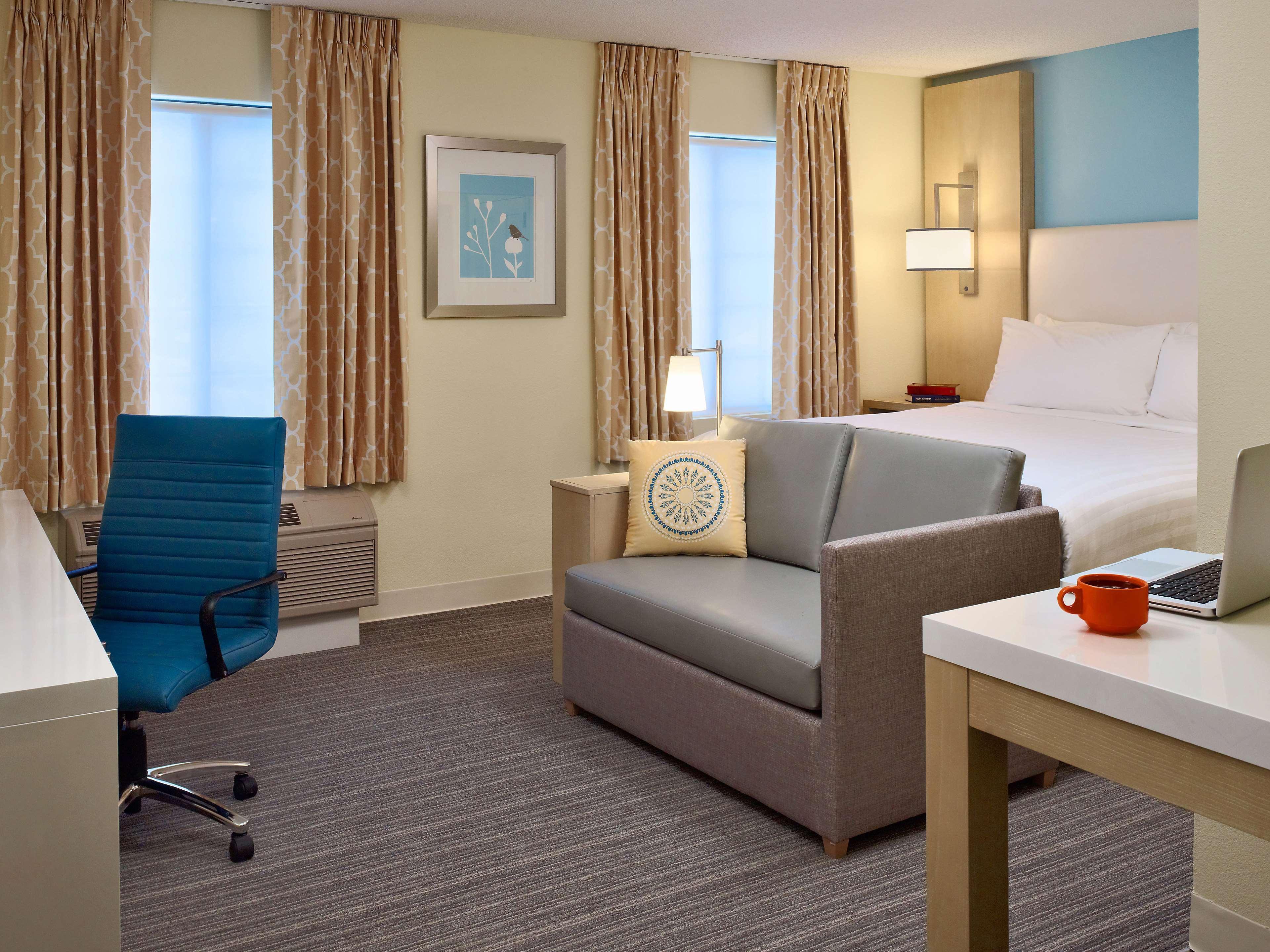 Sonesta Es Suites Charlotte Arrowood מראה חיצוני תמונה