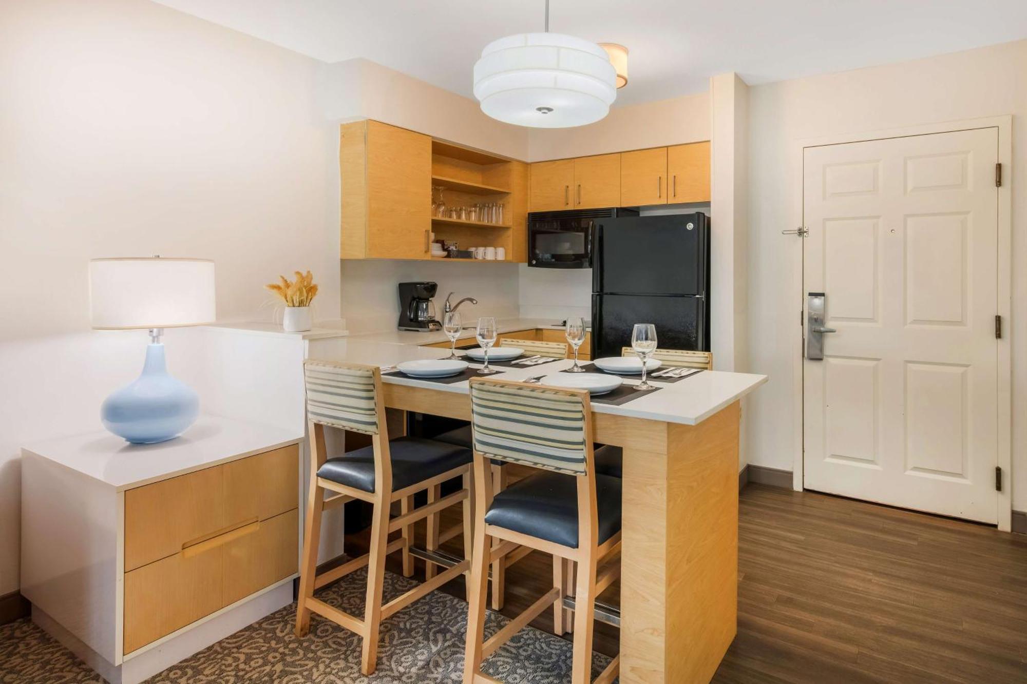 Sonesta Es Suites Charlotte Arrowood מראה חיצוני תמונה